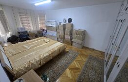 Casa Spatioasa 285 mp, 9 camere, 750 mp curte zona Schit - Cetate 