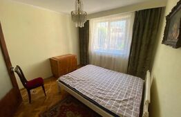 Apartament 3 camere, decomandat, zona Centru