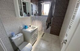 Apartament 3 camere, 74 mp, zona Cetate