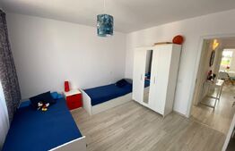 Apartament 3 camere, 74 mp, zona Cetate