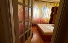 Apartament cu 3 camere, in Teius zona centrala.