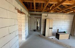 Casa individuala, 3 camere, zona Centrala