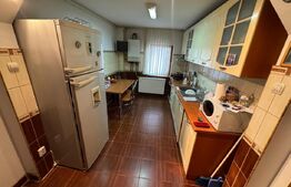 Apartament 3 camere, 72 mp, etaj 3, Aiud