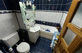 Apartament 3 camere, 72 mp, etaj 3, Aiud