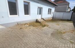 Casa individuala,3 camere, zona centrala in Sebes,pretabila ca spatiu comercial