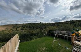 Casa de Vacanta  intr-o zona superba a satului Deal