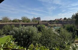 Casă, zona 0, vedere panoramică spre santurile Cetatii pretabila pentru investit