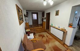Casă, zona 0, vedere panoramică spre santurile Cetatii pretabila pentru investit