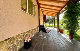 Casă cu 5 Camere, Garaj și Livadă pe Teren de 660 mp – Micești