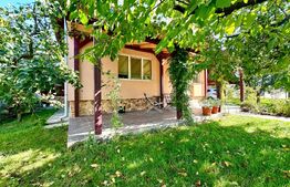 Casă cu 5 Camere, Garaj și Livadă pe Teren de 660 mp – Micești