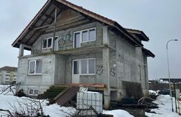 Casa individuala de vânzare, 264 mp și 1005 mp teren - zona Ampoi 3, Alba Iulia