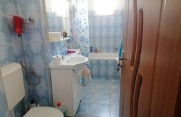 Apartament 2 camere decomandat 52mp baie bucatarie Zona Blaj