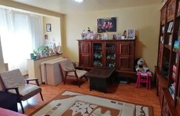 Apartament 2 camere decomandat 52mp baie bucatarie Zona Blaj