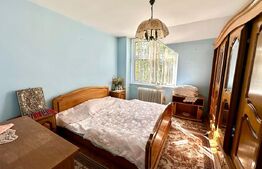 Casă Impresionantă cu Șemineu, Pavilion și Livadă în Zonă de Top