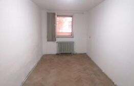 Casa 5 camere bucatarie 2 bai 369 mp teren zona Centru 