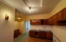 Casă cu 6 camere, teren 649mp, zona Centru - Alba Iulia