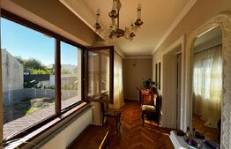 Casă cu 6 camere, teren 649mp, zona Centru - Alba Iulia