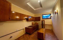 Casă cu 6 camere, teren 649mp, zona Centru - Alba Iulia