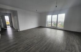 Casa individuala cu 4 camere,priveliste superba,600 mp teren,zona Piata
