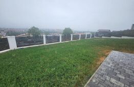 Casa individuala cu 4 camere,priveliste superba,600 mp teren,zona Piata