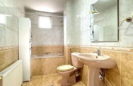 Casa Individuala, 240 mp utili ,912mp teren,Centru