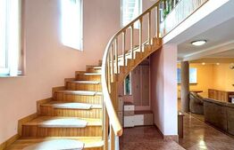 Casa Individuala, 240 mp utili ,912mp teren,Centru