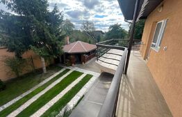 Casa Individuala, 240 mp utili ,912mp teren,Centru