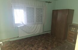 Apartament 3 camere, 63mp, zona Dallas Aiud