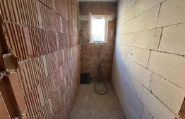 Casa individuala 5 camere semifinisata, 110mp utili, 372mp teren, zona-Kaufland