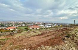 Teren intravilan cu priveliste panoramica, 1068 mp, zona-Skit