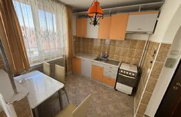 Apartament 2 camere, semidecomandat, etaj 3, Blaj
