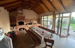 Casa Individuala cu 4 camere,780 mp teren,Centru