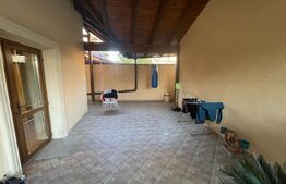 Casa Individuala cu 4 camere,780 mp teren,Centru