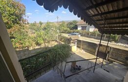 Căsuță Primitoare cu Teren – Războieni, Locație Retrasă