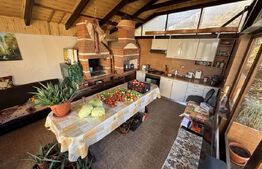 Casa individuală, 6 camere, 280 mp utili, 643 mp teren, zona Valea Popii