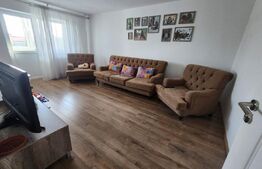 Apartament cu 3 camere, decomandat, 68 mp, Tolstoi