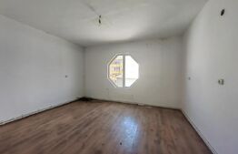 Investitie - Centru/spatiu comercial, 950mp utili, zona Cetate-Piata