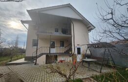 Casa individuala cu 4 camere,184 mp utili,2000 mp teren,Aiud