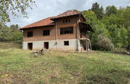 Casă la munte, 15000 mp teren, zona Zlatna - Almasu