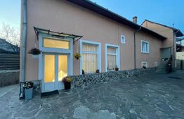 Casa individuala cu 6 camere,teren 516 mp, zona Centrala