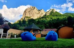 Casă de vacanță în inima naturii – Râmeț, Valea Mănăstirii
