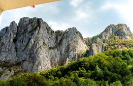 Casă de vacanță în inima naturii – Râmeț, Valea Mănăstirii