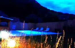 Casă de vacanță în inima naturii – Râmeț, Valea Mănăstirii