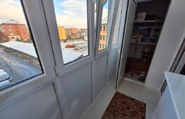 Apartament 3 camere, 45mp etaj 2, Cugir