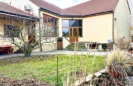 Casă spatioasă cu  5 camere, 210 mp, potrivită pentru locuință sau birouri