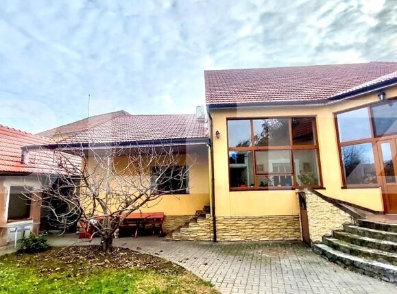 Casa de vânzare 5 camere Central - 162383CV | BLITZ Alba Iulia | Poza1