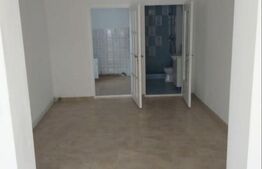Spatiu comercial, 40 mp, parter zona Cetate 