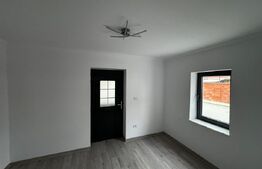 Casa cu 2 camere, fara curte, zona Centrala, cartier Zăvoi - Sebes