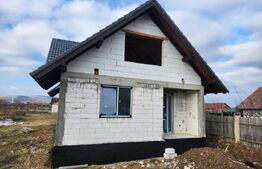 Casa individuala,cu 4 camere, 135 mp utili,Totoi