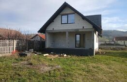 Casa individuala,cu 4 camere, 135 mp utili,Totoi